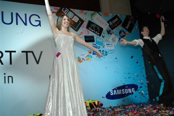 Exhibition Magicians Samsung Smart TV Launch